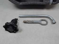 VW TOURAN I 03-10 STYROPIAN WKLAD KOLA ZAPASOWEGO 1T0012109