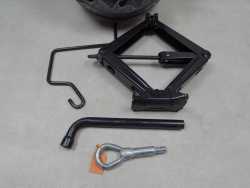 OPEL ASTRA H VECTRA C WKLAD KOLA ZAPASOWEGO LEWAREK ZESTAW 13162851