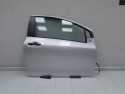 TOYOTA YARIS II LIFT 3D 06-11 DRZWI PRAWE PRZOD KPL 1E7