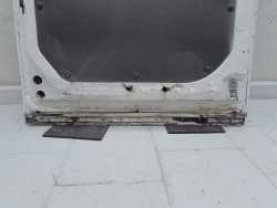 IVECO DAILY IV LIFT 06-14 DRZWI TYL TYLNE PRAWE BIALE H2