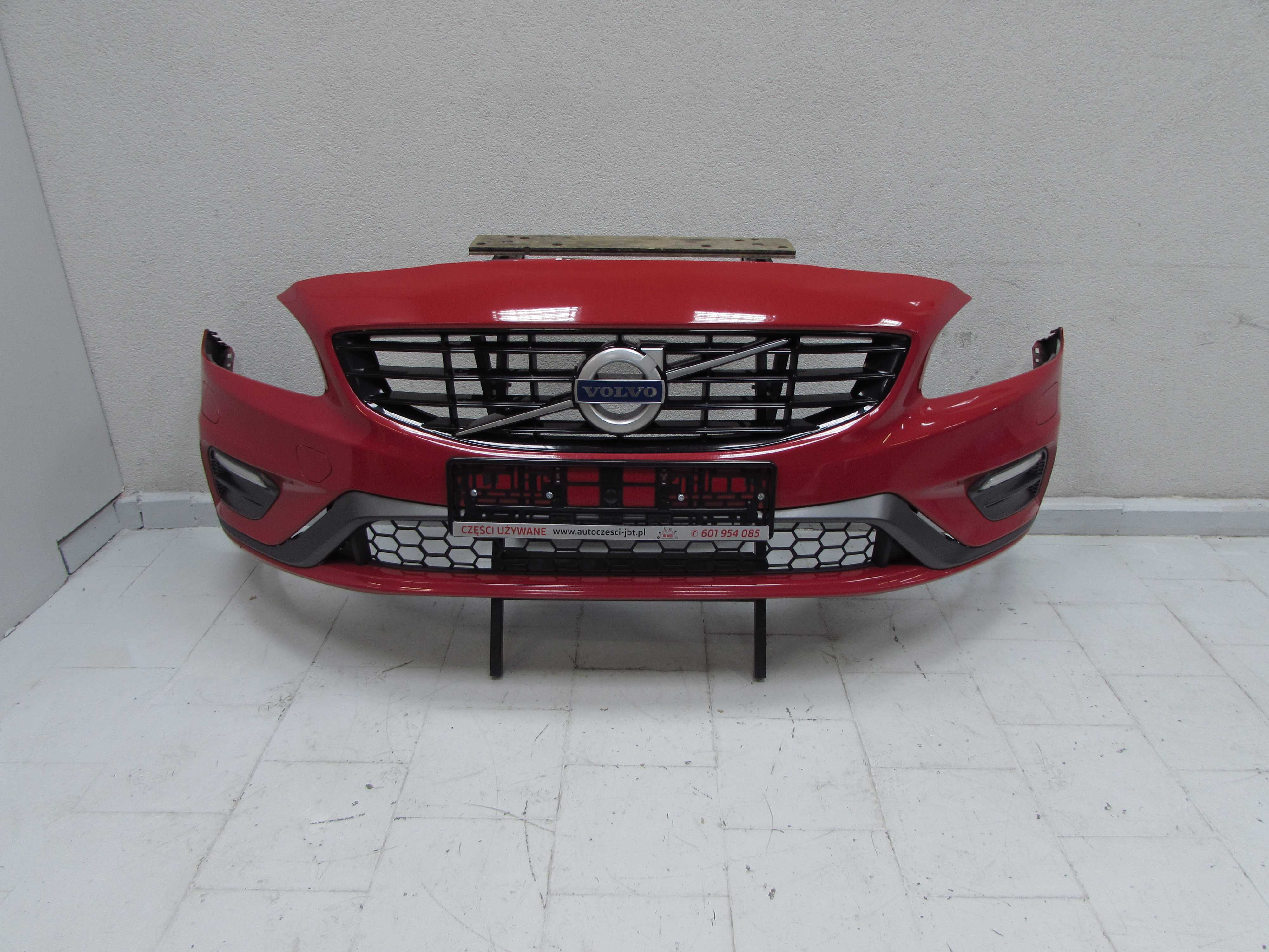 VOLVO S60 II V60 LIFT FL R-DESIGN 13-18 ZDERZAK PRZOD PRZEDNI SPRYSIWACZE 612