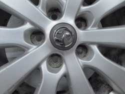 OPEL ASTRA IV J ZAFIRA C KOLA FELGI ALUMINIOWE 13276347 5X115 7J17 ET44 225/50R17