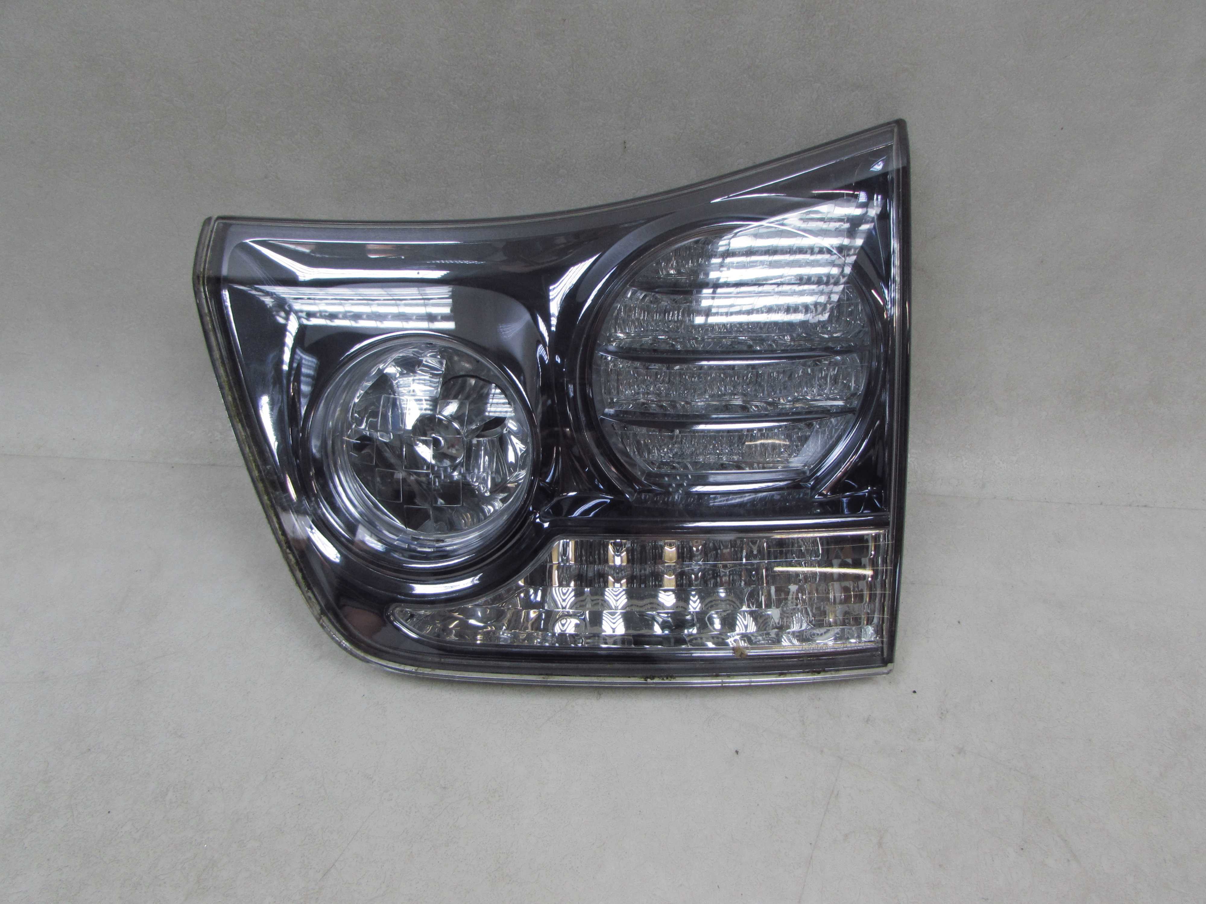 LEXUS RX 400 RX400 H 05-09 LAMPA TYL TYLNA LEWA KLAPY