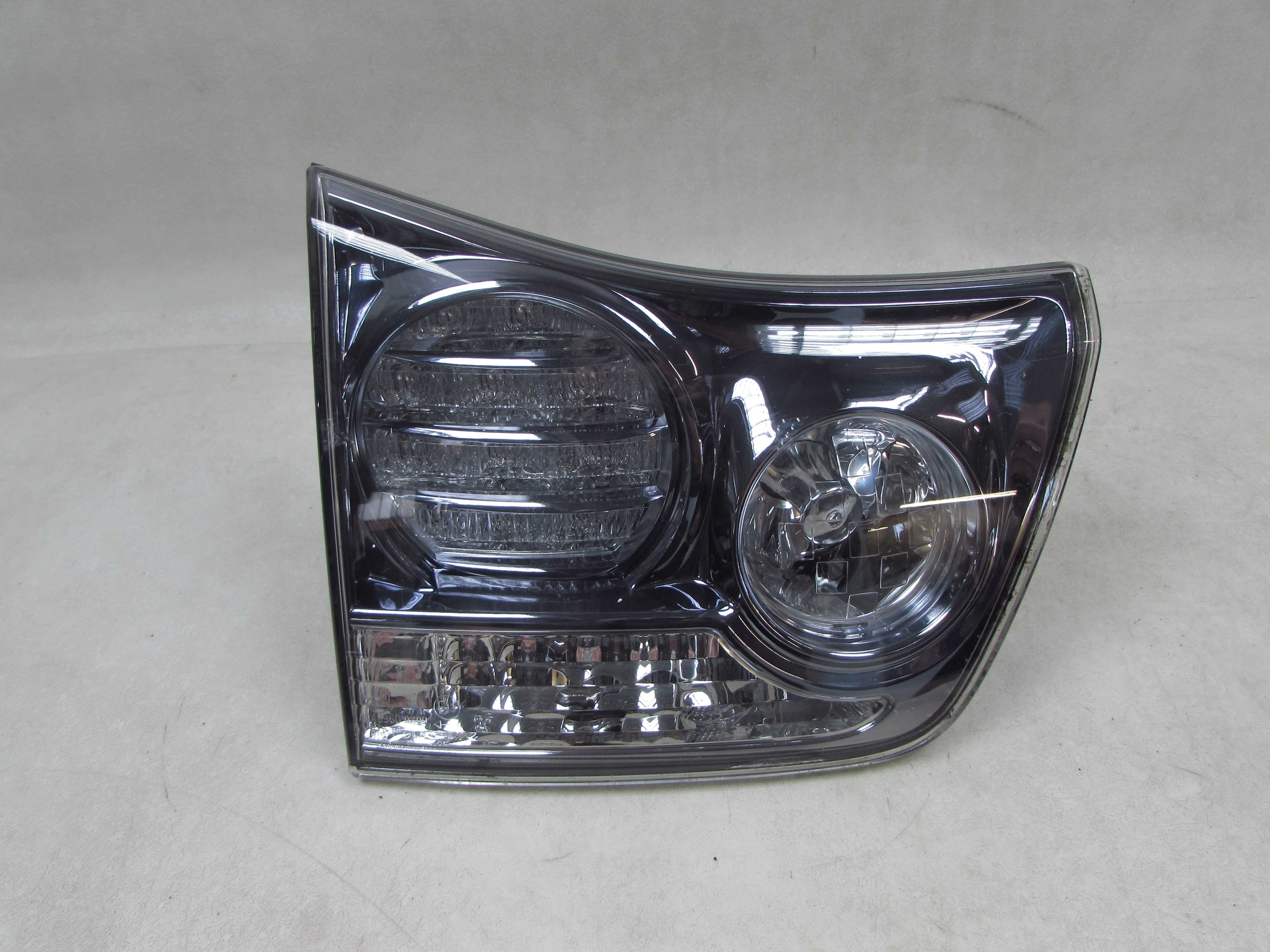 LEXUS RX 400 RX400 H 05-09 LAMPA TYL TYLNA PRAWA KLAPY