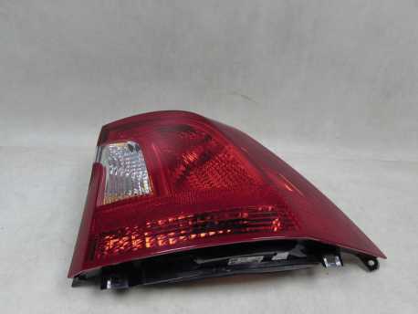 VOLVO S60 II LIFT 13-18 LAMPA TYL PRAWA BLOTNIKA 31395931
