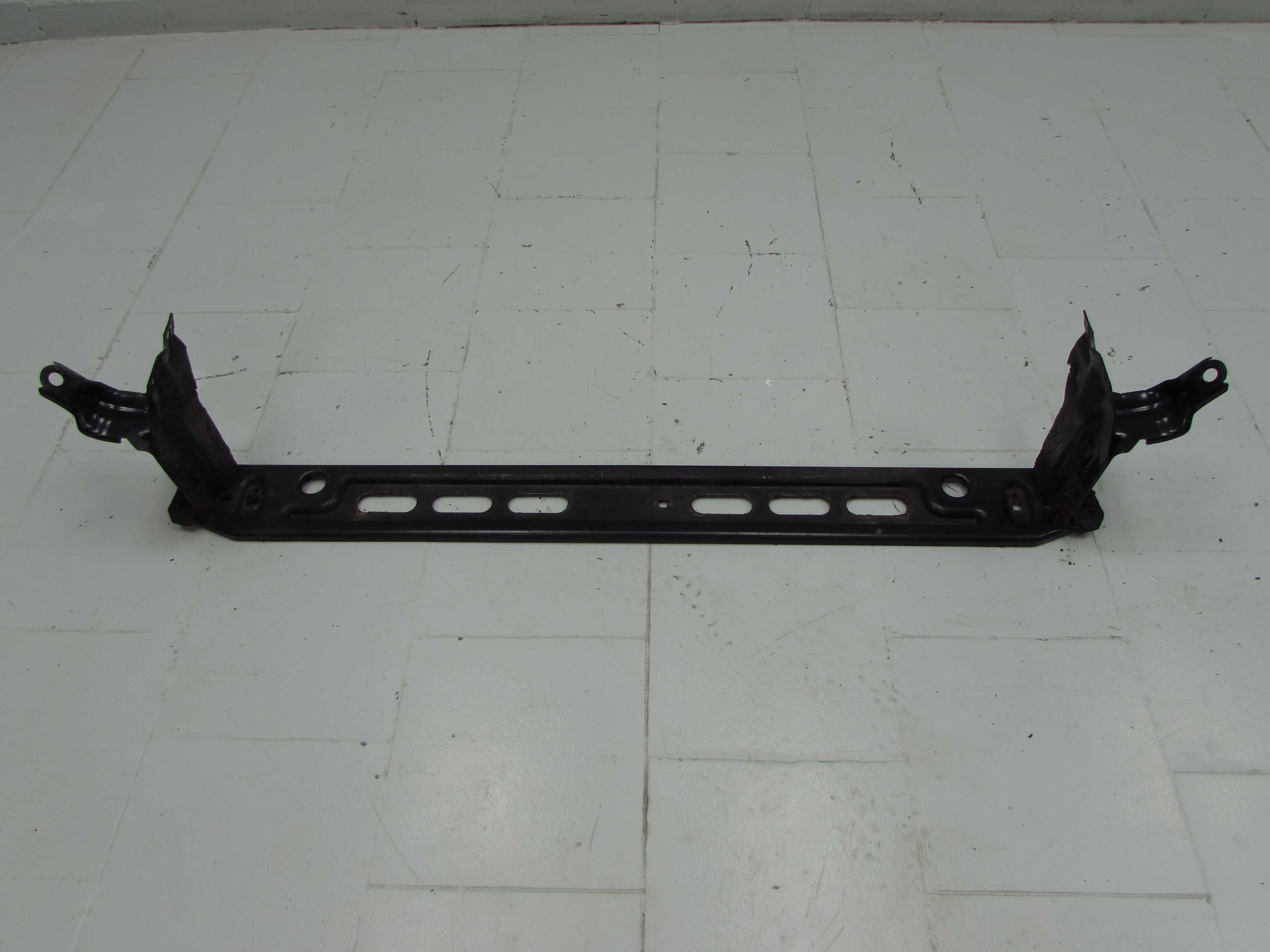 VOLVO S60 II V60 10-18 BELKA WZMOCNIENIE PAS POD CHLODNICE ZDERZAK