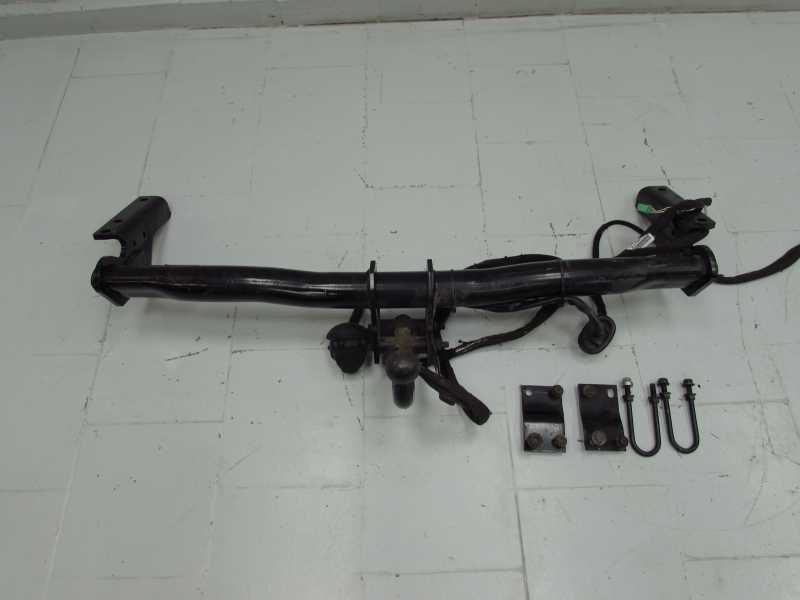 VOLVO XC90 HAK HOLOWNICZY WIAZKA THULE 30744118 02-14