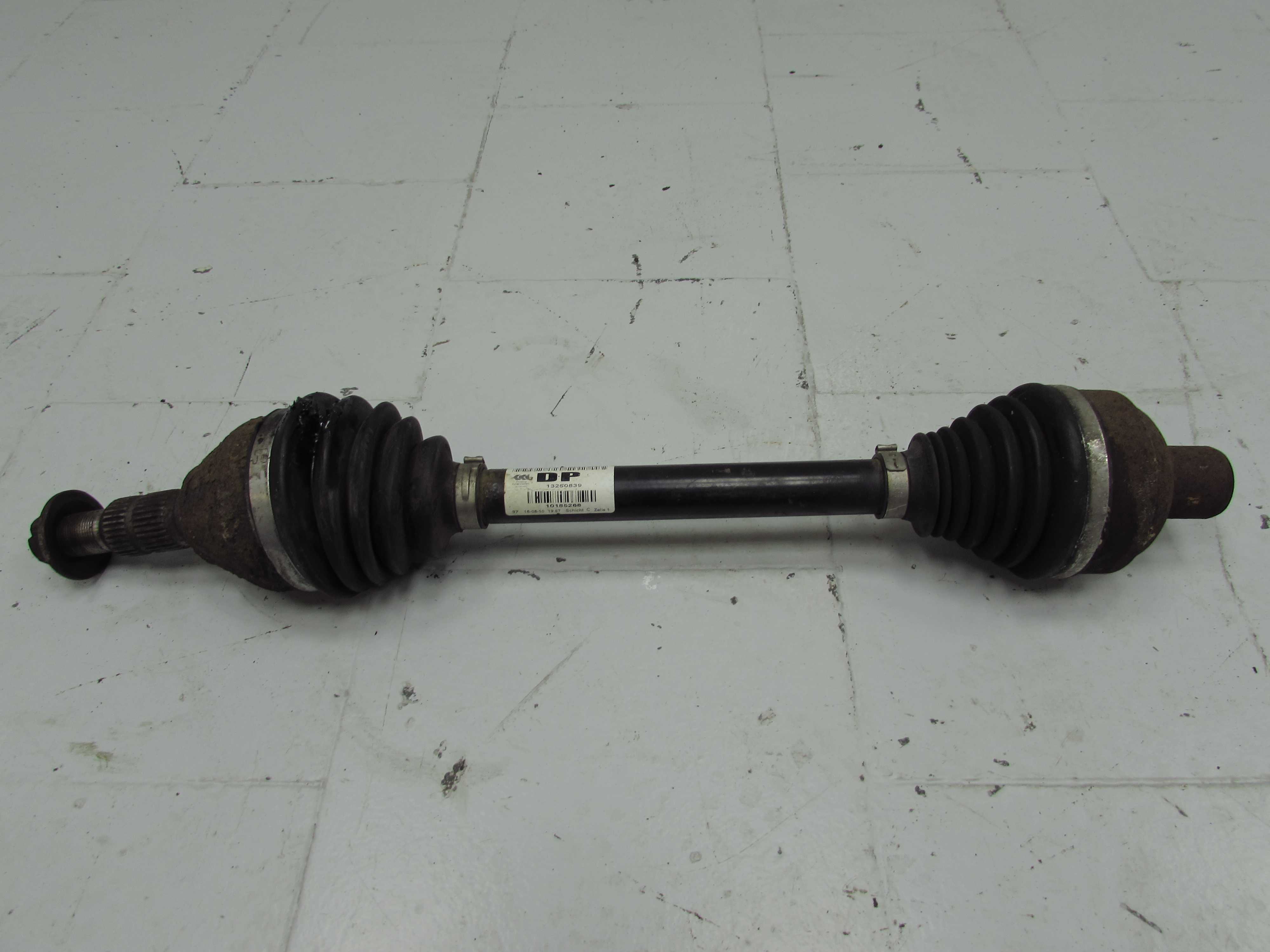 OPEL ASTRA J IV 1.7 CDTI 09-15 POLOS PRAWA DLUGA 13250839 OPEL ASTRA J IV 1.7 CDTI 09-15 POLOS PRAWA DLUGA 13250839