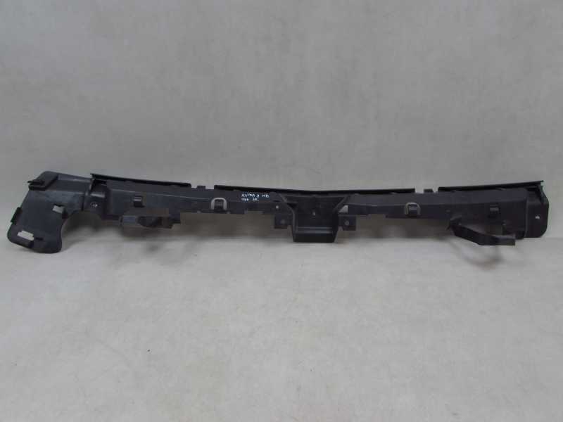 OPEL ASTRA J IV HB 09-12 SLIZG MOCOWANIE ZDERZAKA SRODEK TYL 13266743