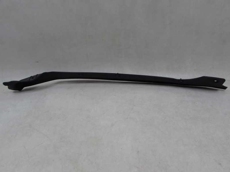 VOLVO S60 II V60 10-18 LISTWA USZCZELKA DRZWI PRAWY PRZOD 31299957