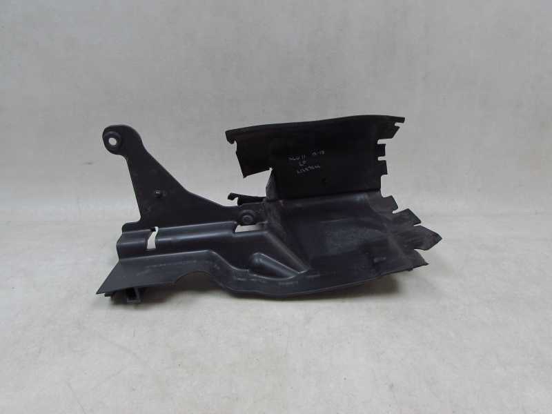 VOLVO S60 II V60 2.0 D3 2.4 D5 10-18 KIEROWNICA POWIETRZA LEWA 31353046