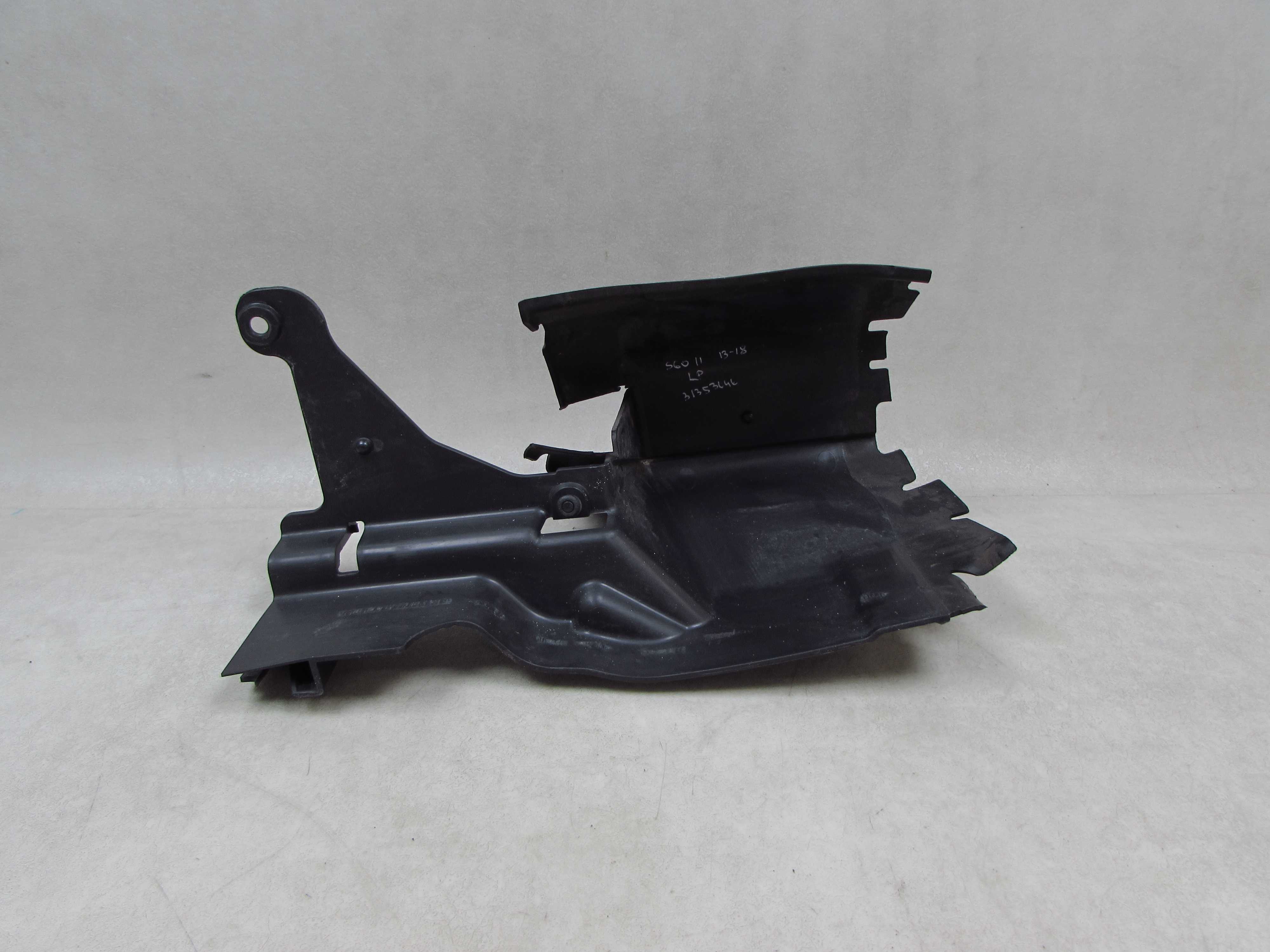 VOLVO S60 II V60 2.0 D3 2.4 D5 10-18 KIEROWNICA POWIETRZA LEWA 31353046