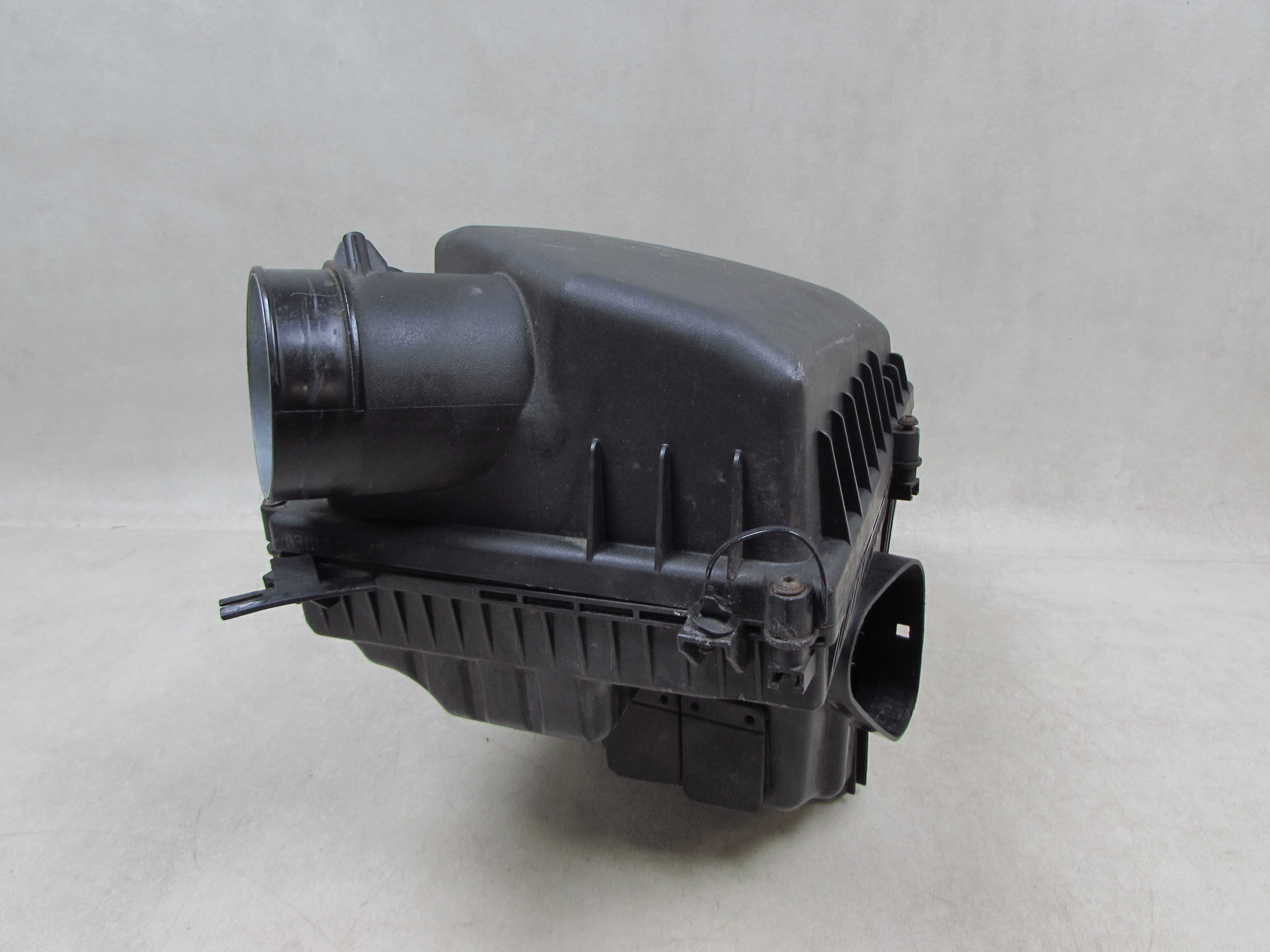 VOLVO S60 II V60 2.0 D3 D4 10-18 OBUDOWA FILTRA POWIETRZA 70367315 70560013 31319684
