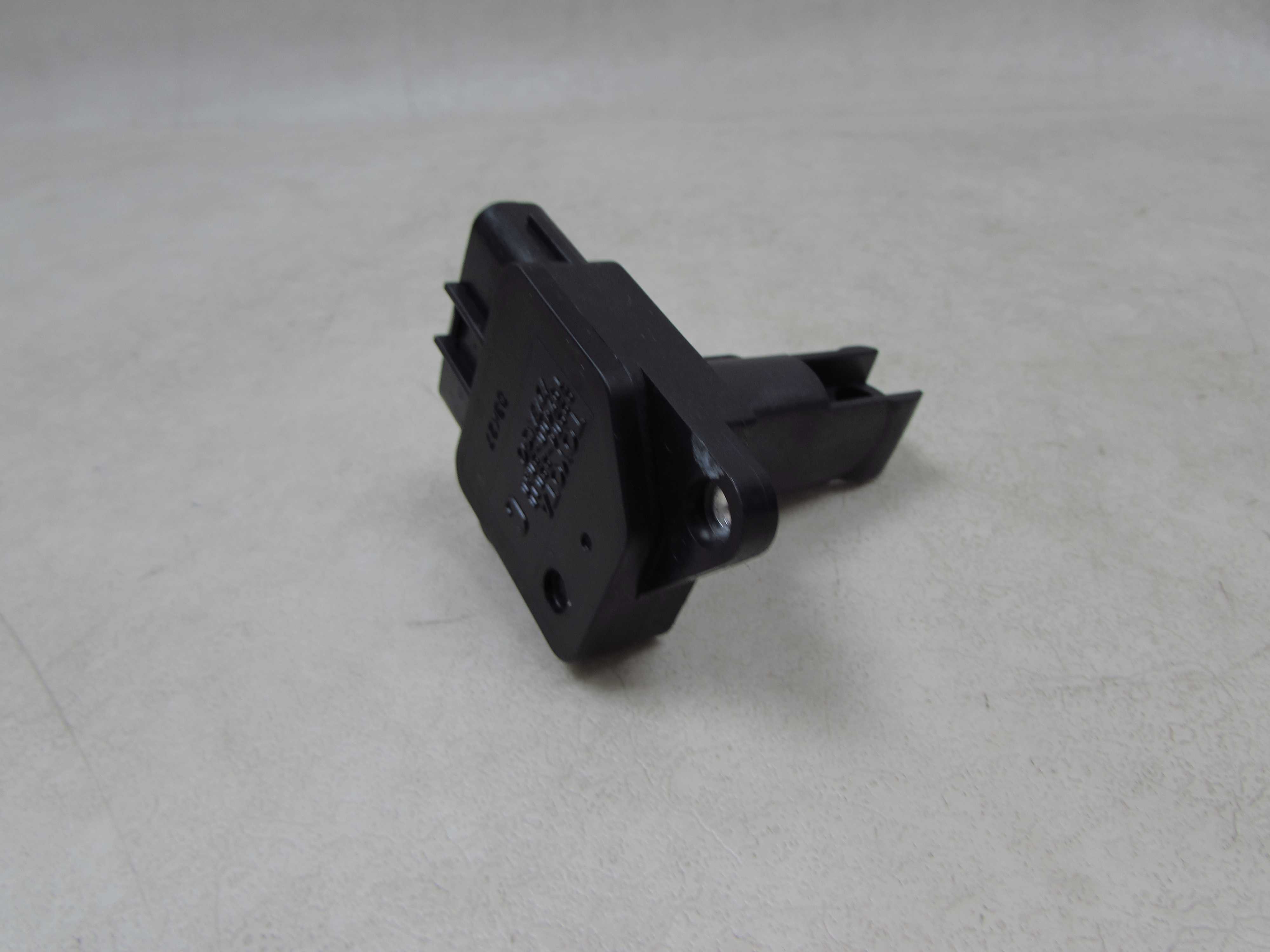 TOYOTA LEXUS PRZEPLYWOMIERZ POWIETRZA 22204-22010 197400-2030