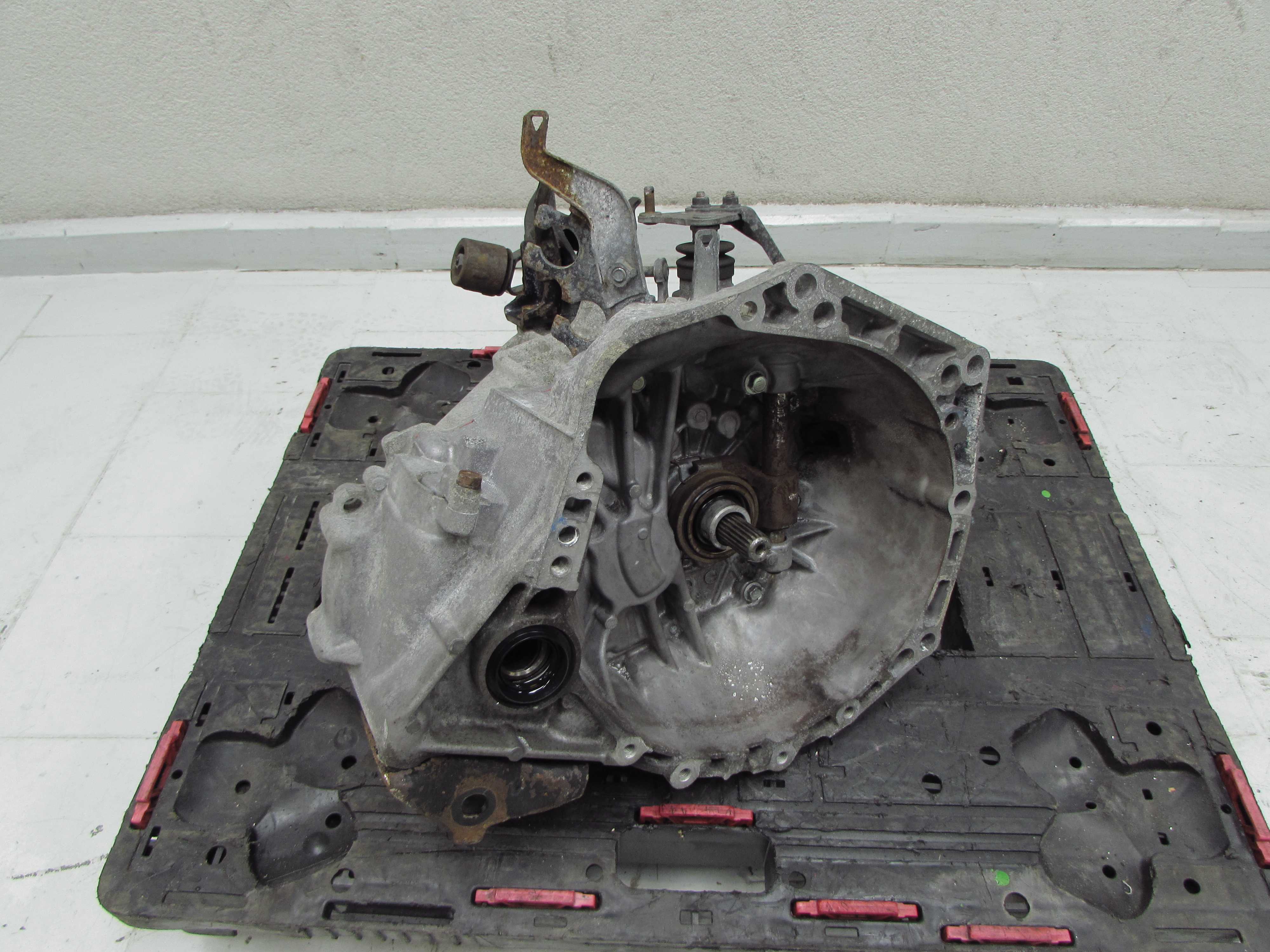 TOYOTA YARIS II 1.0 06-11 SKRZYNIA BIEGOW MANUALANA K9MH-D4 112tkm TOYOTA YARIS II 1.0 06-11 SKRZYNIA BIEGOW MANUALANA K9MH-D4 112tkm