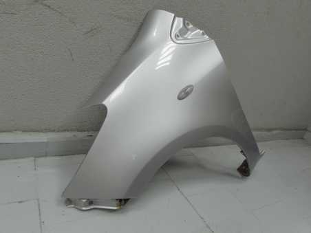 TOYOTA YARIS II LIFT 05-11 BLOTNIK PRZOD LEWY 1E7