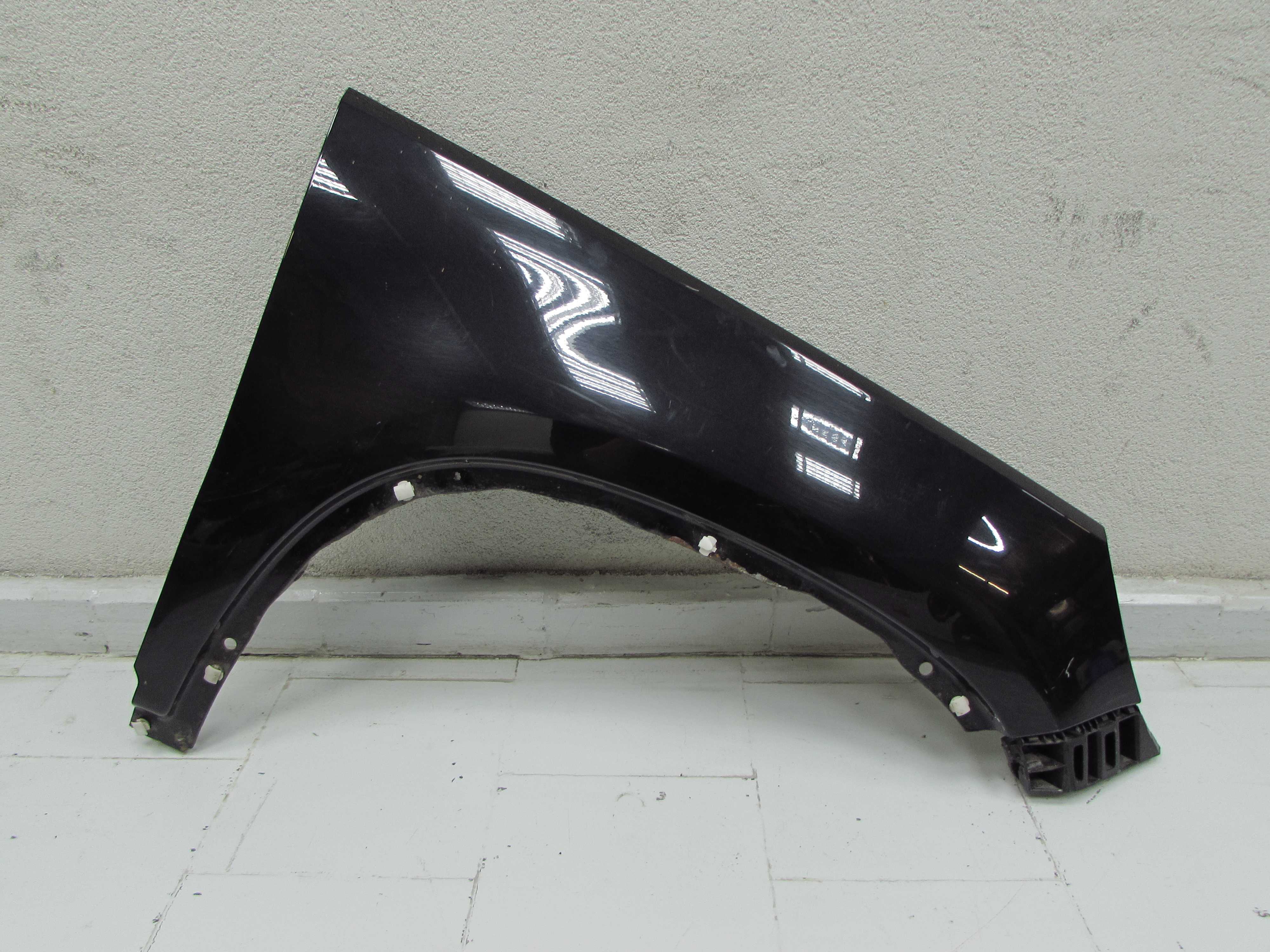 VW TIGUAN 5N0 07-11 BLOTNIK PRZOD PRAWY LC9X VW TIGUAN 5N0 07-11 BLOTNIK PRZOD PRAWY LC9X