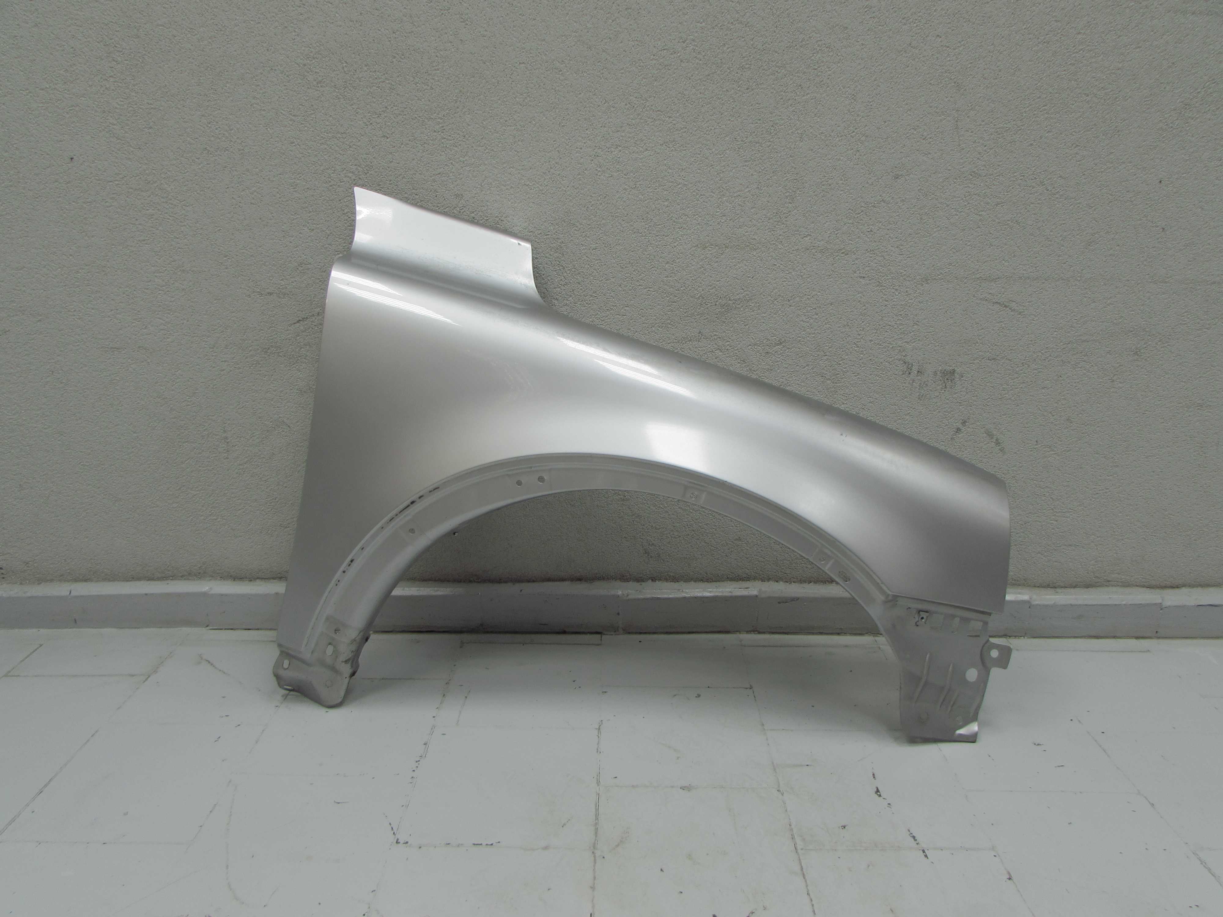VOLVO XC90 LIFT 02-14 BLOTNIK PRAWY PRZOD 426