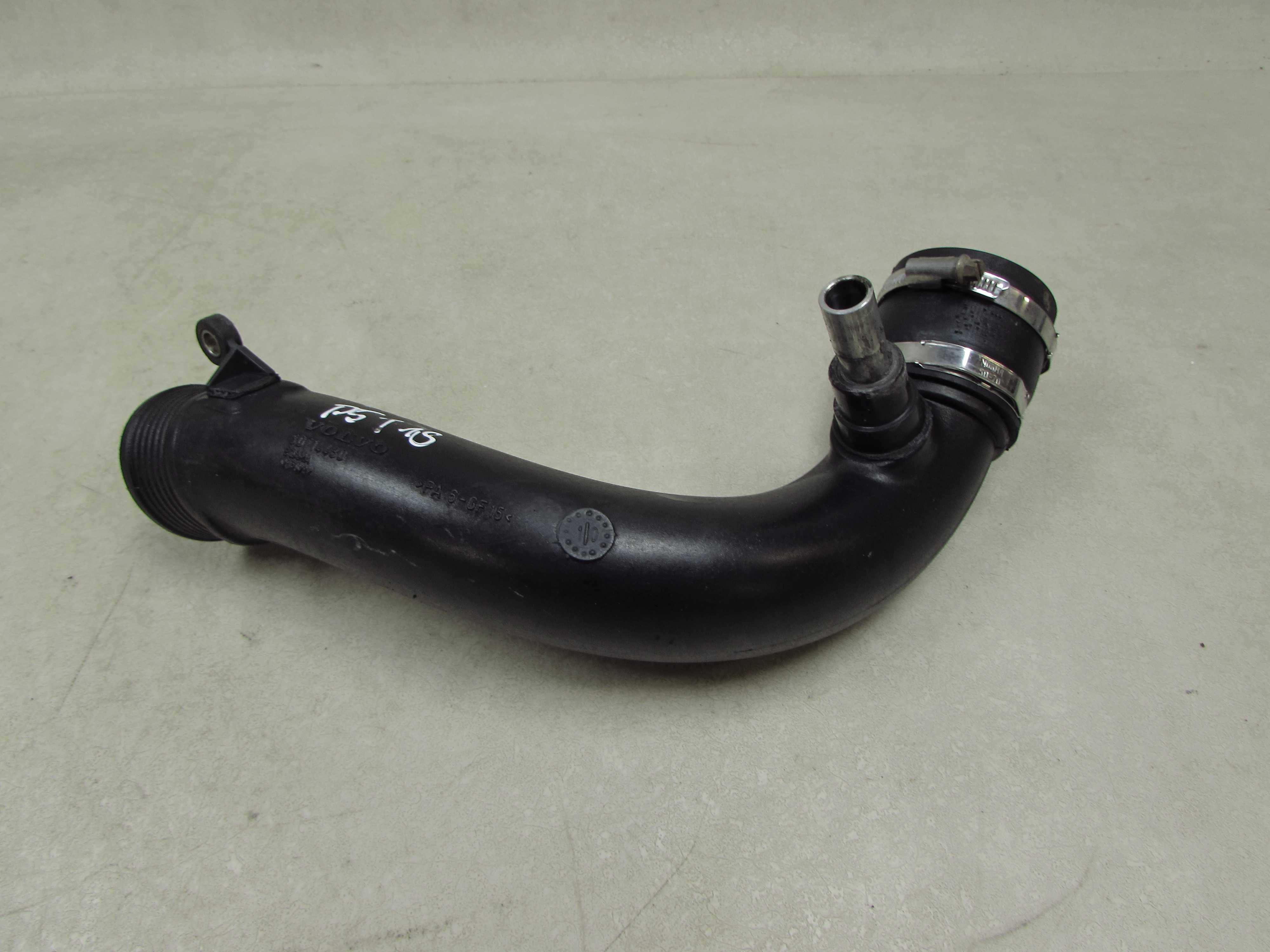 VOLVO XC90 2.4 D5 RURA PRZEWOD POWIETRZA DOLOT 30714480 30714479 06-