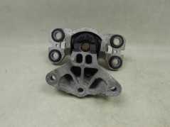 VOLVO S60 II V60 XC60 2.0 D3 D4 13-18 LAPA PODUSZKA SILNIKA 31401307