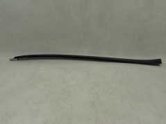 OPEL ASTRA IV J LIFT FL 09-15 LISTWA OSLONA SZYBY CZOLOWEJ LEWA 13280301