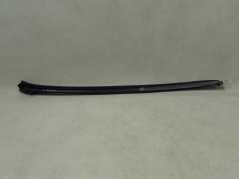 OPEL ASTRA IV J LIFT FL 09-15 LISTWA OSLONA SZYBY CZOLOWEJ PRAWA 13280302