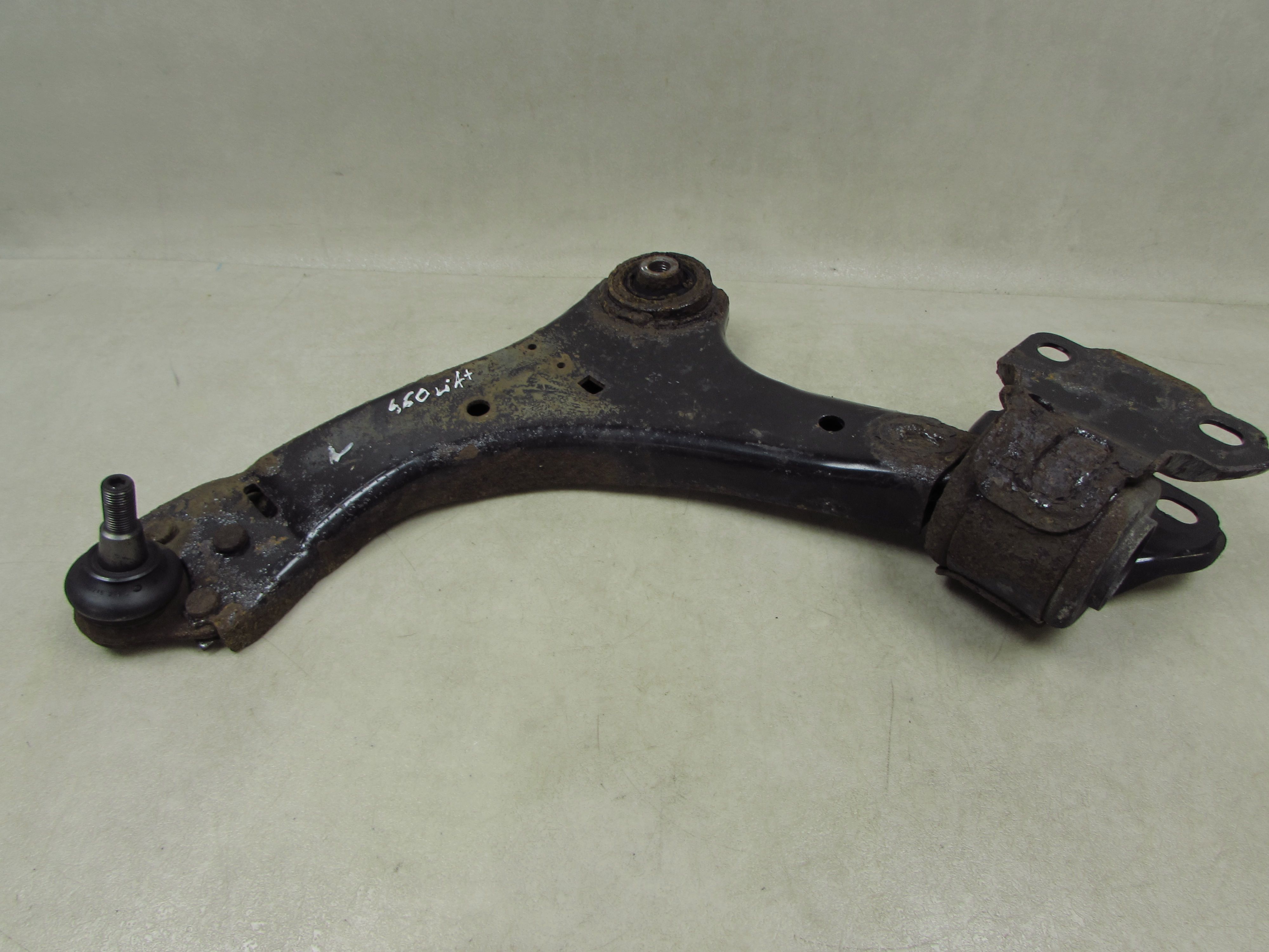 VOLVO S60 II V60 2.0 D3 D4 10-18 WAHACZ PRZOD LEWY PRZEDNI 6G9N-3A053-BP