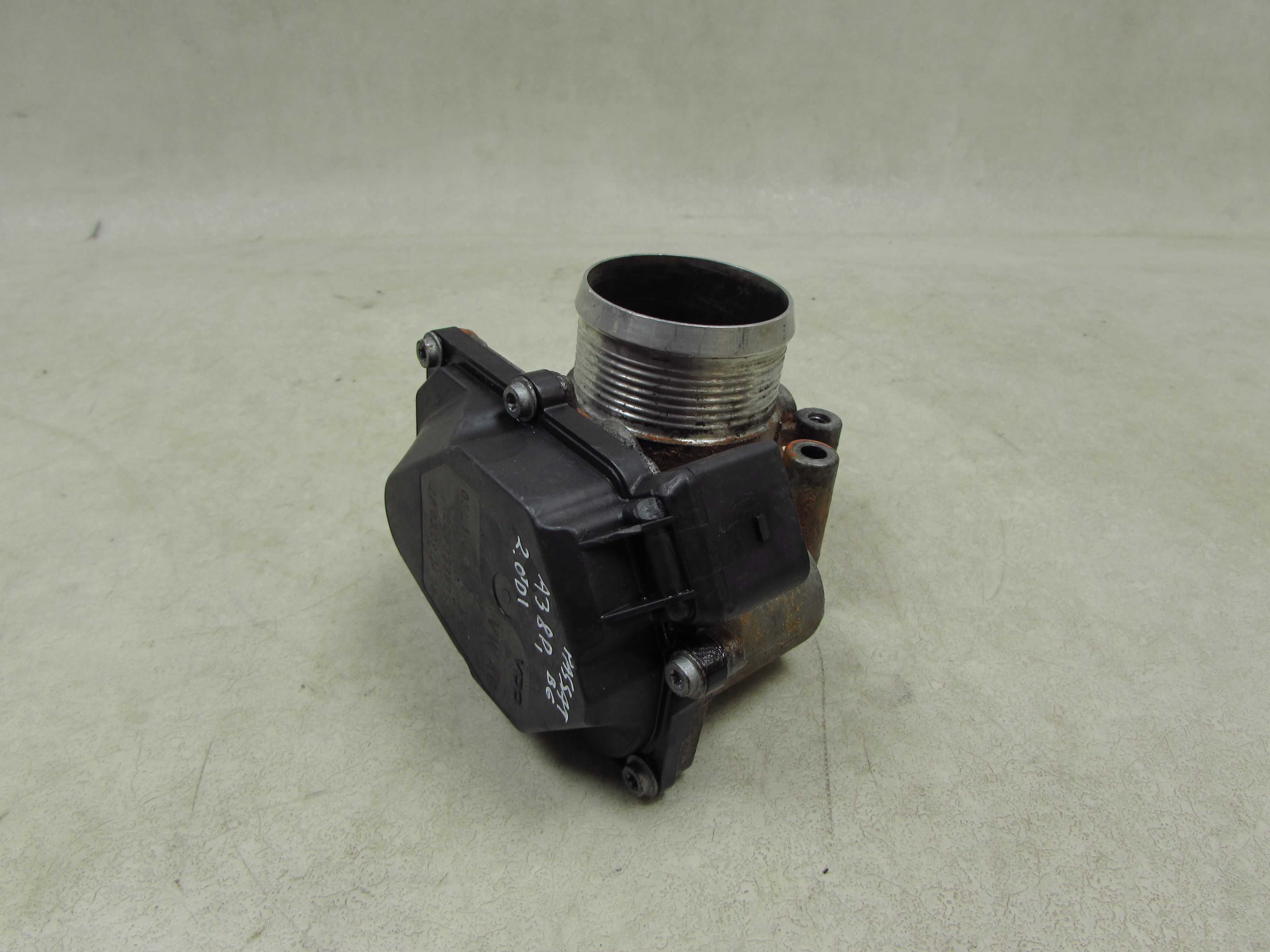 VW AUDI SEAT SKODA PASSAT B6 A3 8P 2.0 TDI PRZEPUSTNICA POWIETRZA 03L128063D