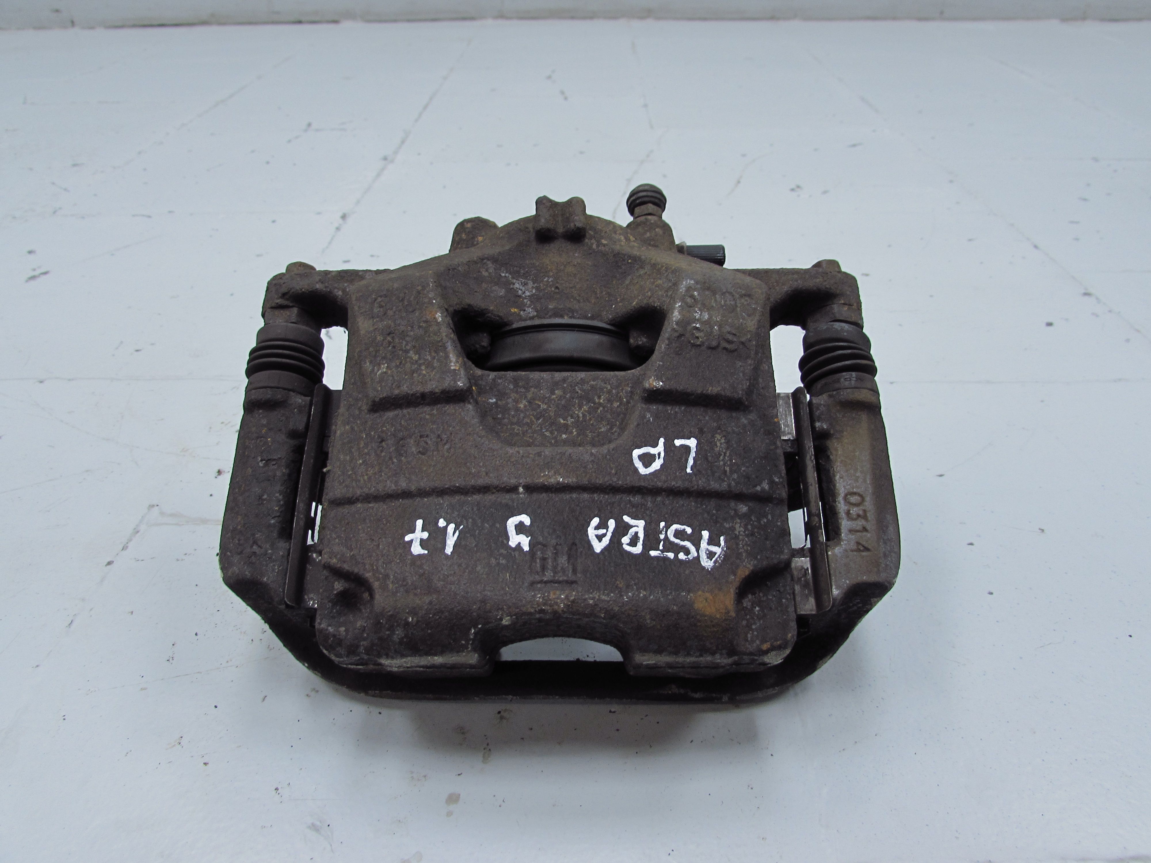 OPEL ASTRA J IV 1.7 CDTI 09-15 ZACISK HAMULCOWY PRZOD LEWY OPEL ASTRA J IV 1.7 CDTI 09-15 ZACISK HAMULCOWY PRZOD LEWY
