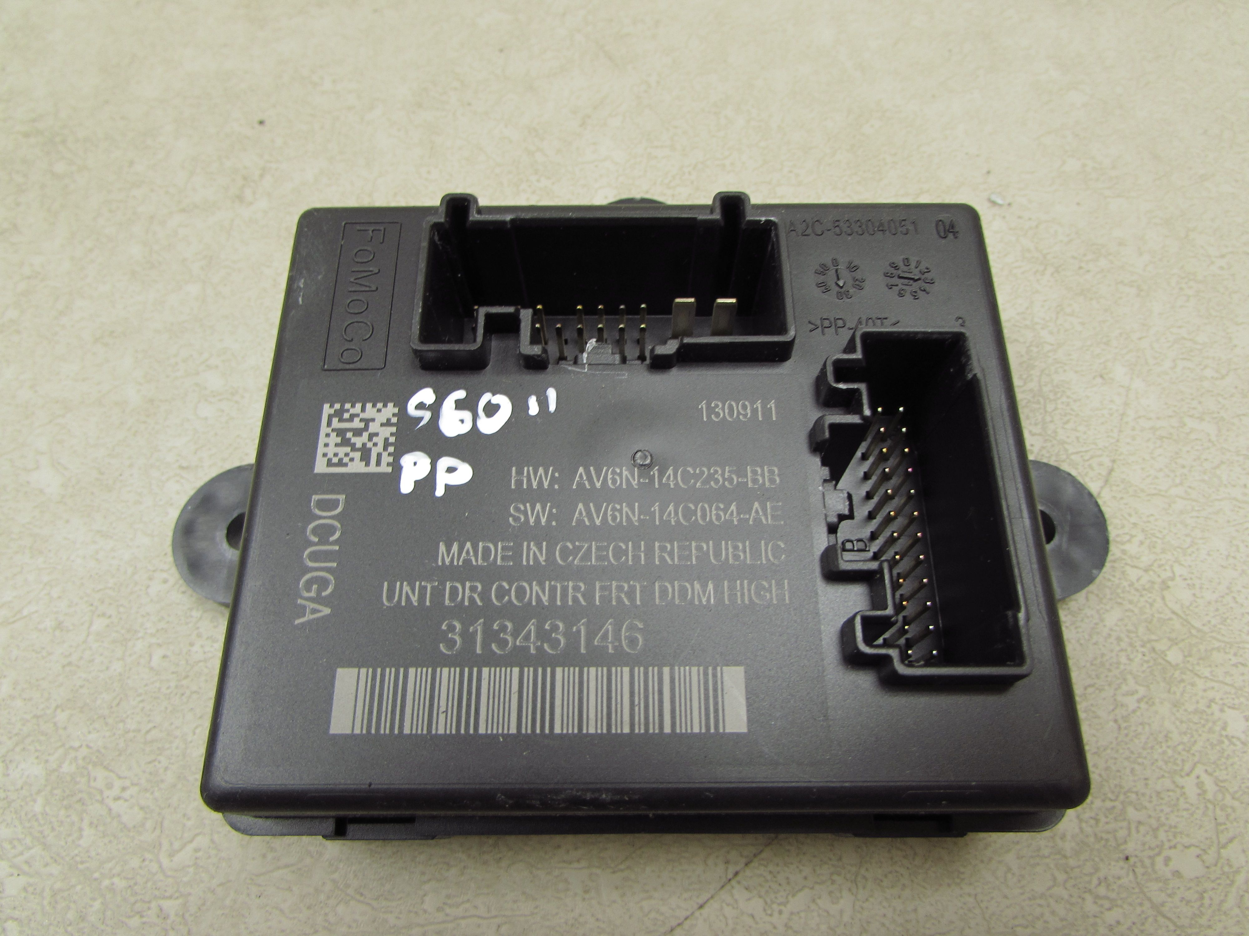 VOLVO S60 II V60 XC 10- MODUL STEROWNIK DRZWI PRZOD 31343146