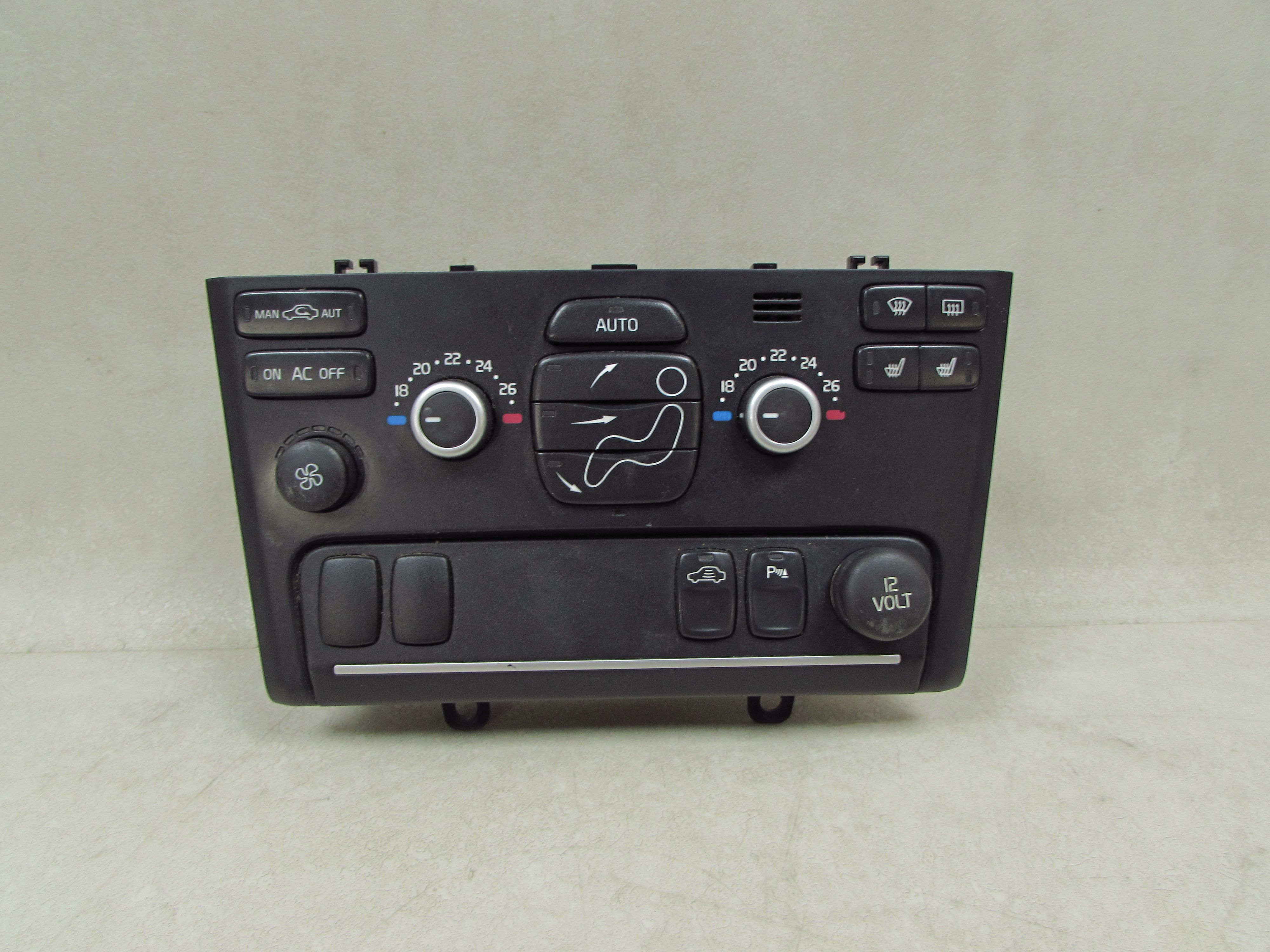 VOLVO XC90 LIFT 06-14 PANEL KLIMATYZACJI NAWIEWU GRZANE FOTELE 30782329