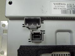VOLVO S60 II V60 XC60 13-18 EKRAN WYSWIETLACZ NAWIGACJI 31357023