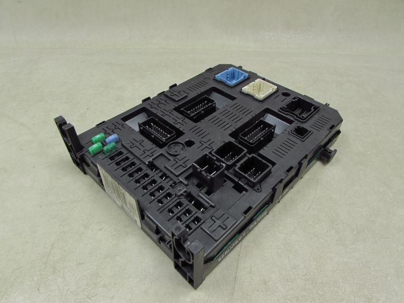 PEUGEOT CITROEN MODUL SKRZYNKA BSI E04 EV K01-00 9678476880