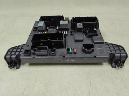 OPEL ASTRA IV J 09-15 SKRZYNKA BEZPIECZNIKOW MODUL BSI 365927271 QQ