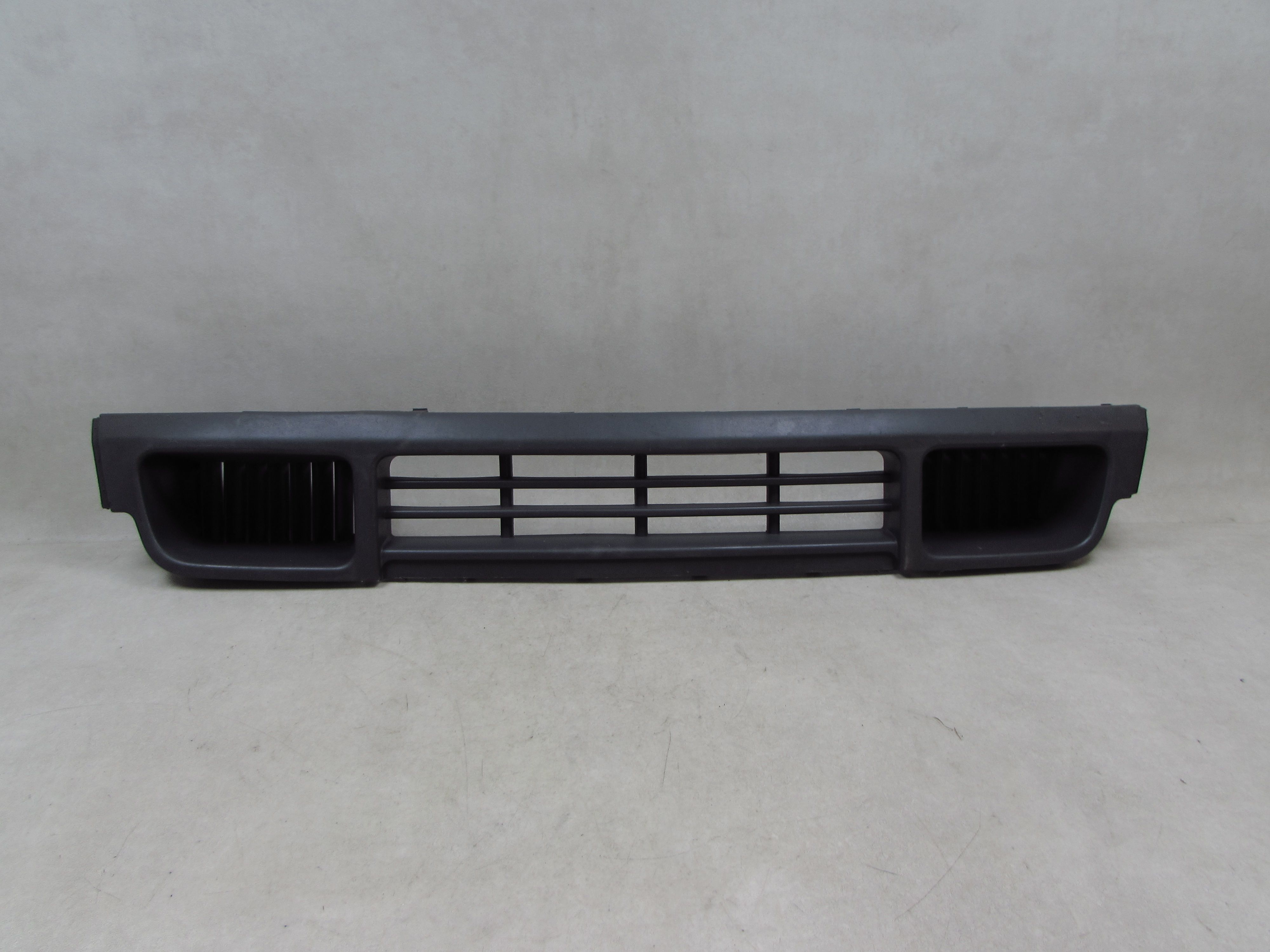 VW TRANSPORTER T5 KRATKA ATRAPA ZDERZAKA PRZOD 7H0807719 03-09