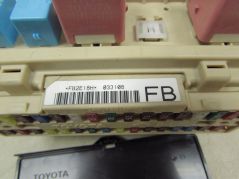 LEXUS RX400H HYBRYDA 03-08 SKRZYNKA BEZPIECZNIKOW 032108FB