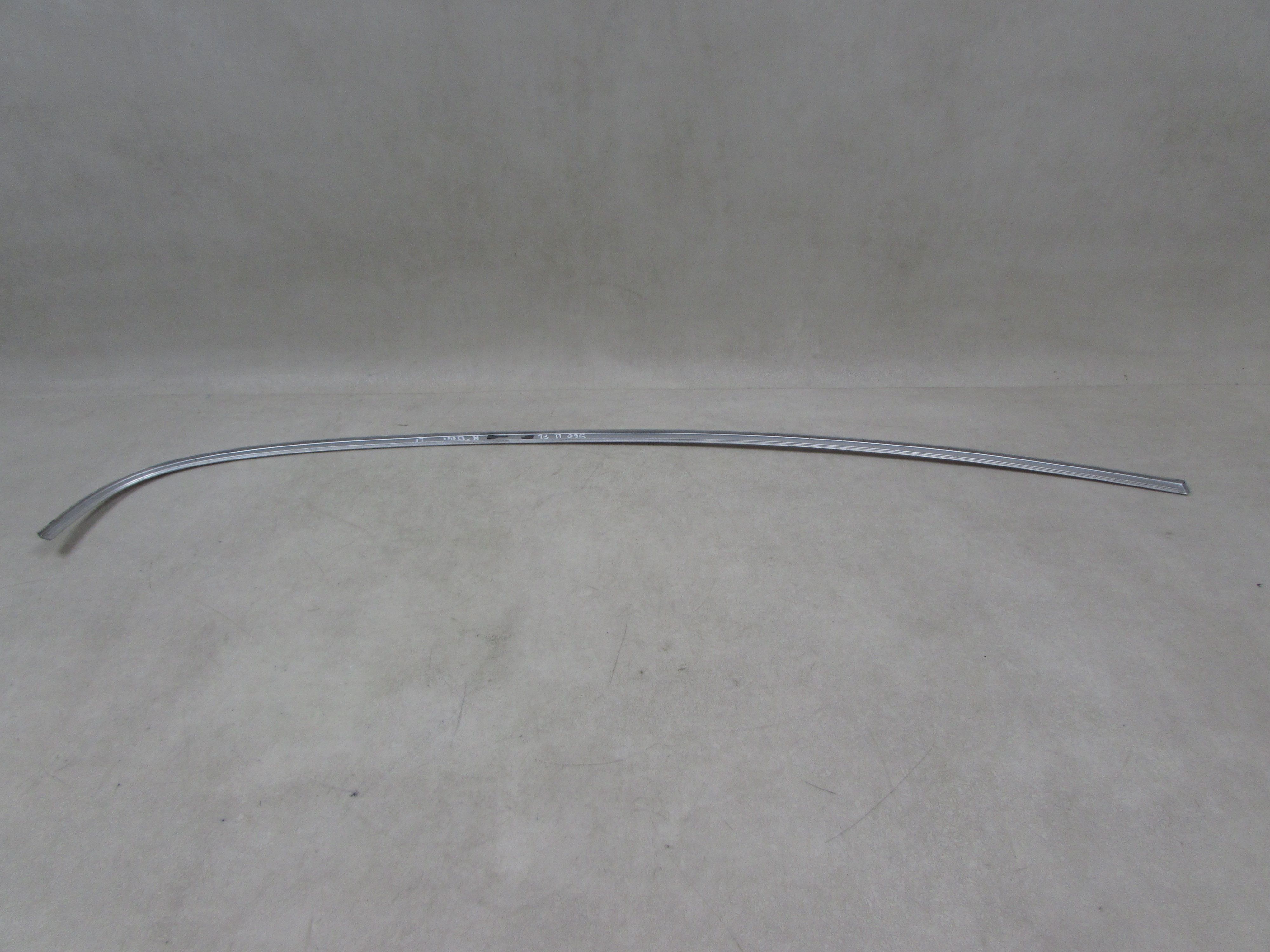VOLVO S60 II 10-18 LISTWA CHROM DRZWI TYL LEWA VOLVO S60 II 10-18 LISTWA CHROM DRZWI TYL LEWA