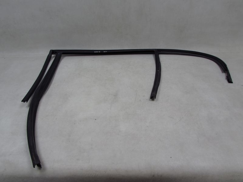 VOLVO S60 II 10-18 USZCZELKA SZYBY DRZWI TYL LEWA