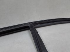VOLVO S60 II 10-18 USZCZELKA SZYBY DRZWI TYL LEWA