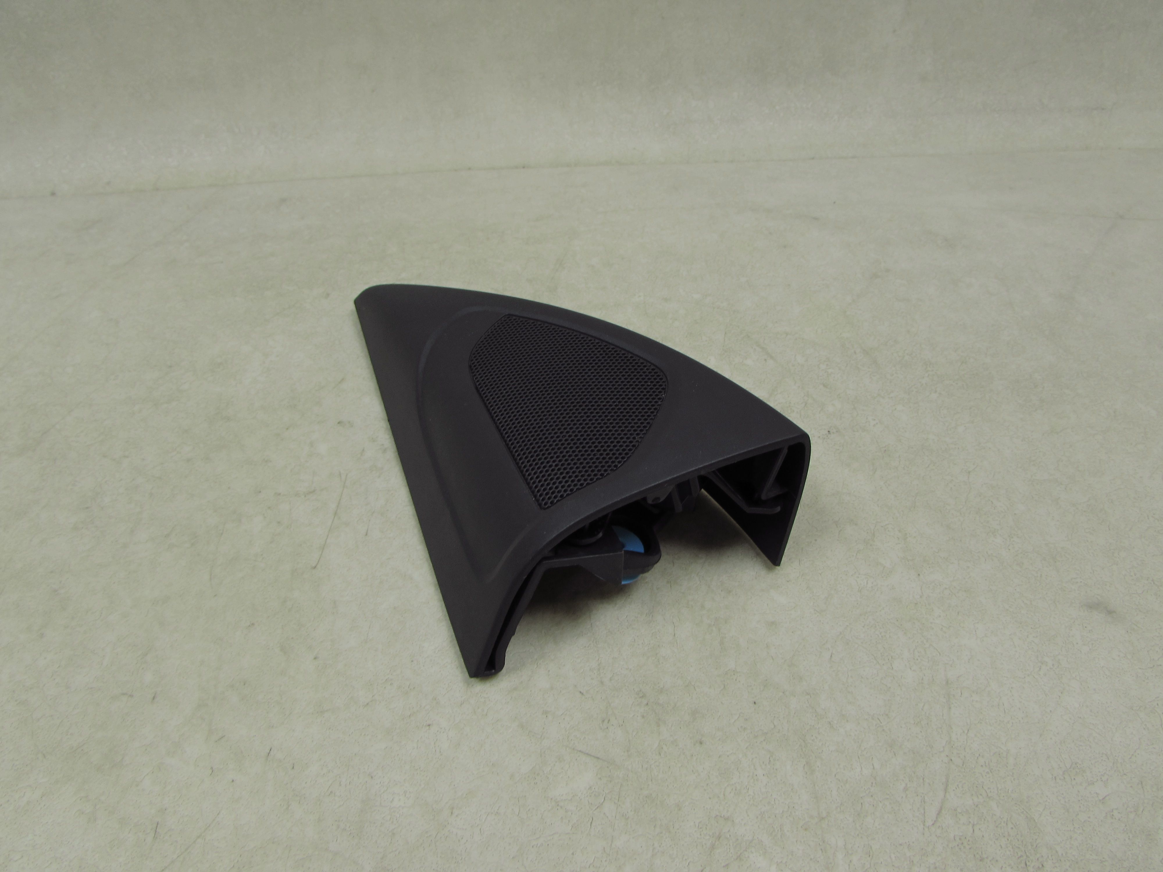 VOLVO S60 II V60 10- OSLONA TROJAKT GLOSNIK WYSOKOTONOWY LEWY 30781065