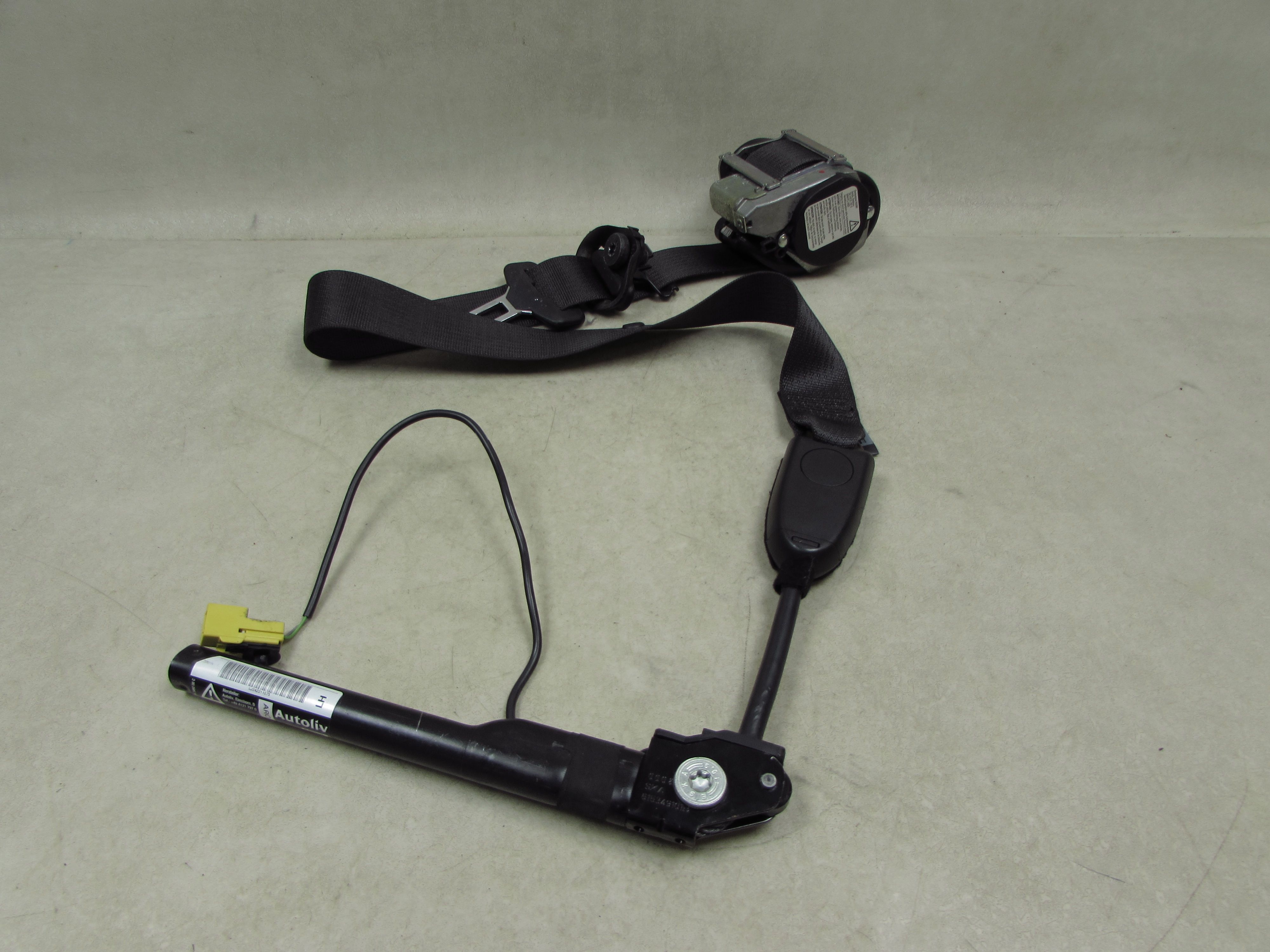 OPEL ASTRA J IV 09-15 PAS BEZPIECZENSTWA NAPINACZ LEWY PRZOD 13297088