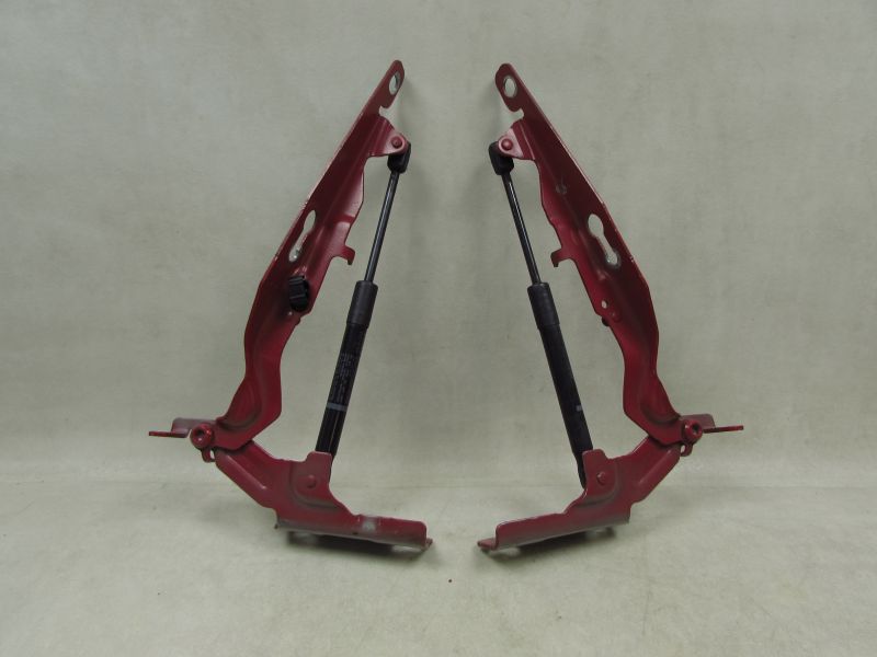 VOLVO S60 II V60 10- ZAWIAS MASKI LEWY PRAWY KPL 612 3135813 3135812 VOLVO S60 II V60 10- ZAWIAS MASKI LEWY PRAWY KPL 612 3135813 3135812