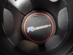 VOLVO S60 II V60 R-DESIGN 10-17 TUNEL SRODKOWY PODLOKIETNIK SKORA AUX USB