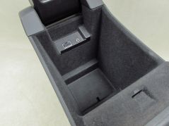 VOLVO S60 II V60 R-DESIGN 10-17 TUNEL SRODKOWY PODLOKIETNIK SKORA AUX USB