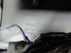 VOLVO S60 II V60 10-17 TUNEL SRODKOWY PODLOKIETNIK  AUX