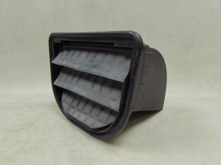 VOLVO XC90 LIFT 07-14 KRATKA WENTYLACYJNA DEKOMPRESYJNA BAGAZNIKA 31101024