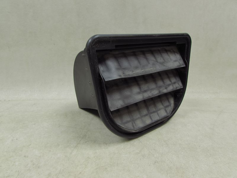 VOLVO XC90 LIFT 07-14 KRATKA WENTYLACYJNA DEKOMPRESYJNA BAGAZNIKA 31101025