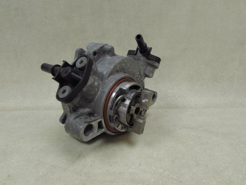 PEUGEOT CITROEN FORD VOLVO 1.6 HDI TDCI POMPA PODCISNIENIA VACUM 9804021880