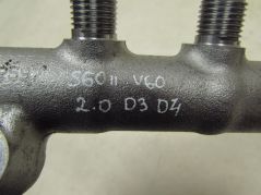 VOLVO S60 II V60 XC60 2.0 D4 13-18 LISTWA WTRYSKOWA CZUJNIK 31303612