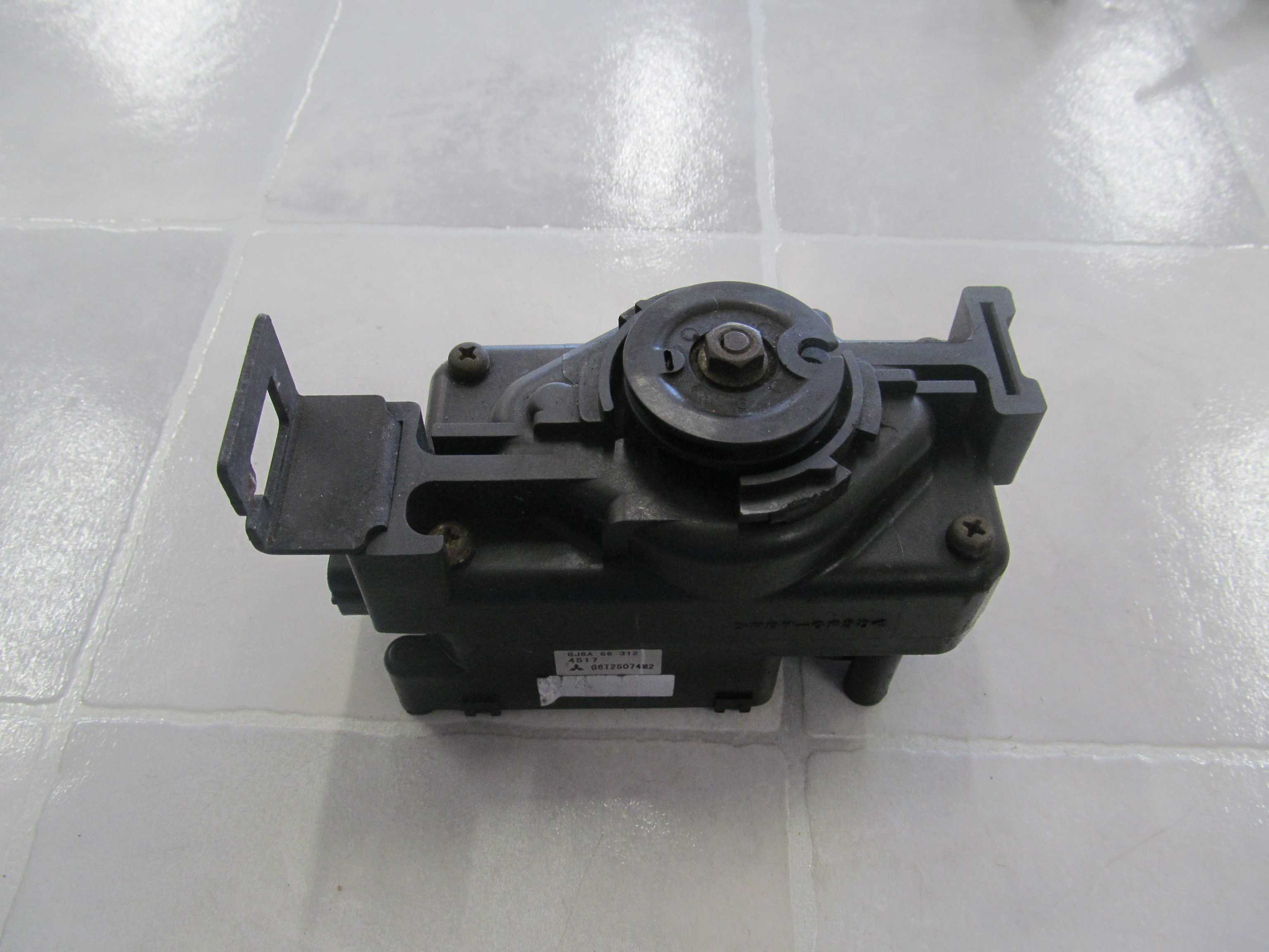 MAZDA 6 GG 02-08 POTENCJOMETR GAZU GJ6A 66 312 MAZDA 6 GG 02-08 POTENCJOMETR GAZU GJ6A 66 312
